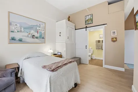 15 Mount Saint Mary's Way Hooksett NH 03106