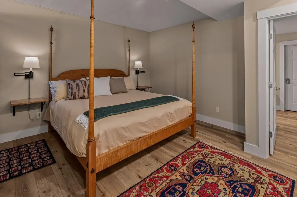 130B Depot Street Stowe VT 05672