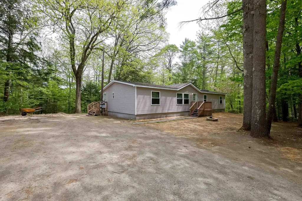 92 Moose Mountain Road Canaan NH 03741