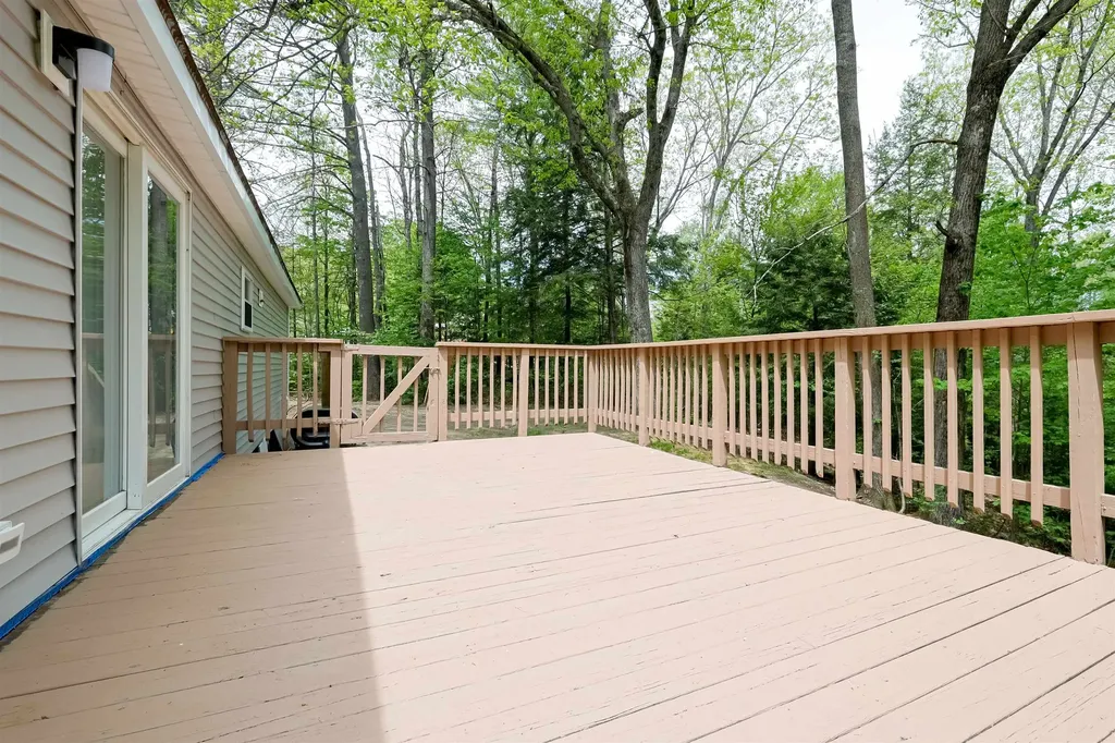 92 Moose Mountain Road Canaan NH 03741