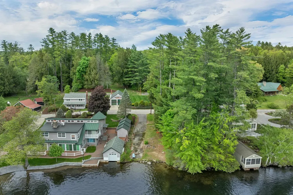 34 Hollings Road Webster NH 03303