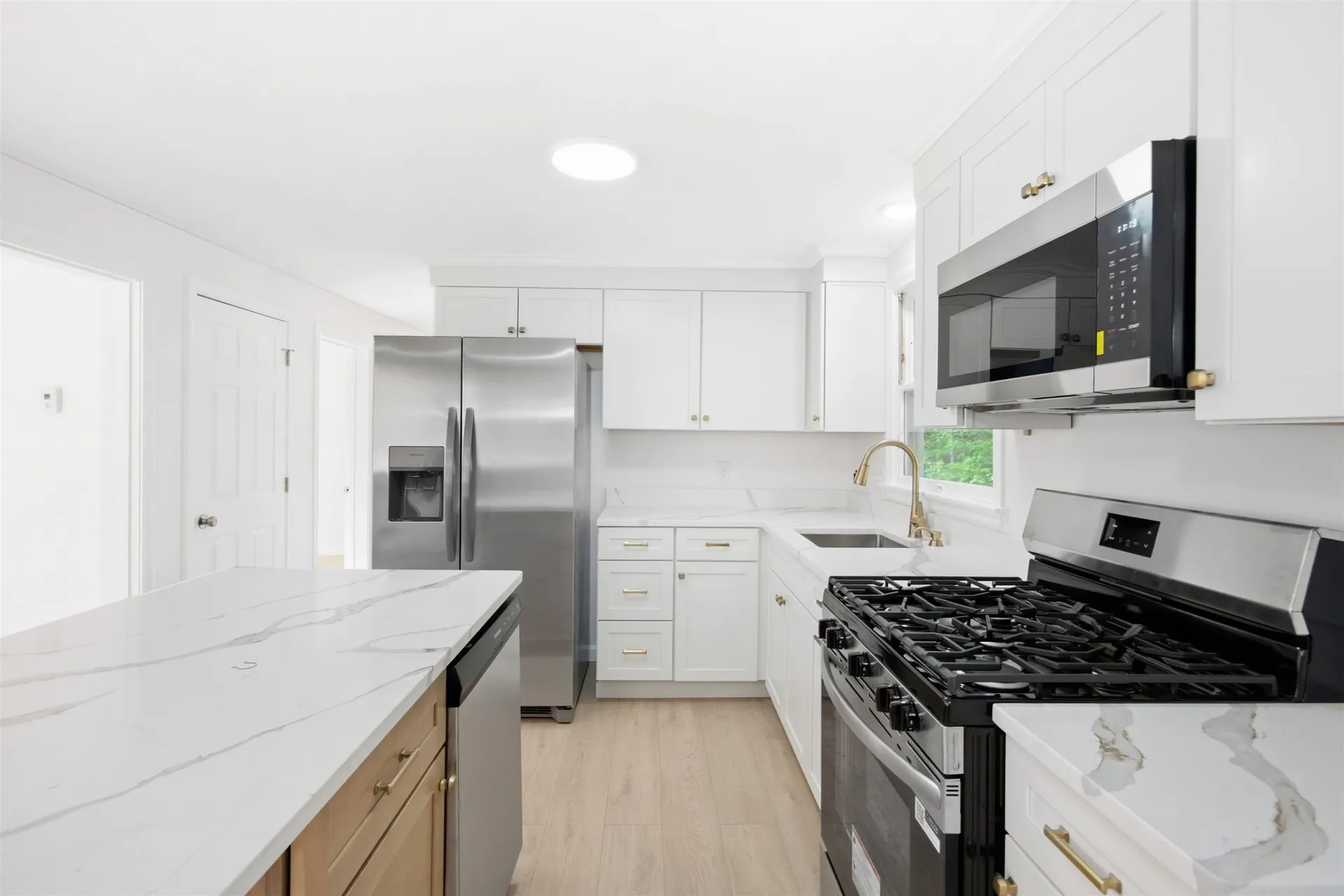 34 Hollings Drive Webster NH 03303