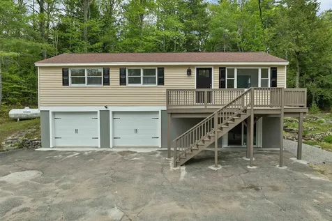 34 Hollings Road Webster NH 03303