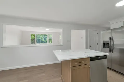 34 Hollings Road Webster NH 03303