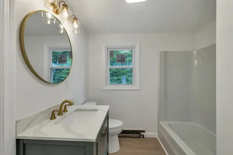 34 Hollings Road Webster NH 03303