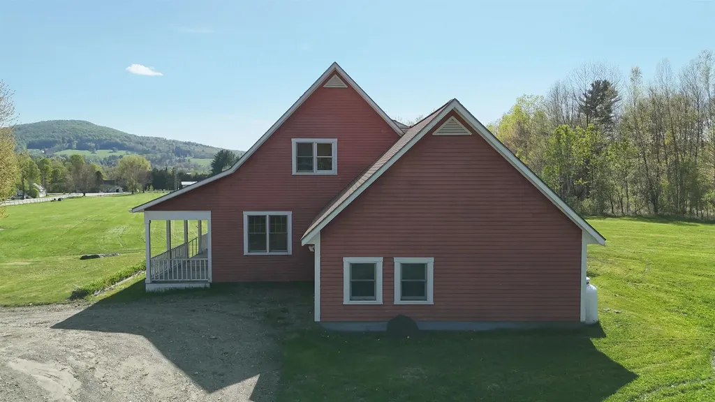 109 North Hollow Road Stowe VT 05672