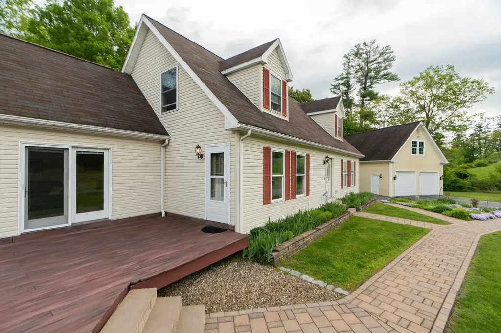 93 Belaski Road Windsor VT 05089
