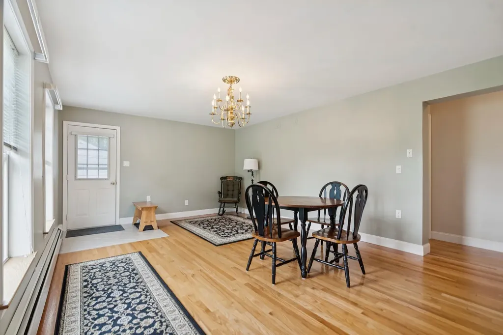 93 Belaski Road Windsor VT 05089