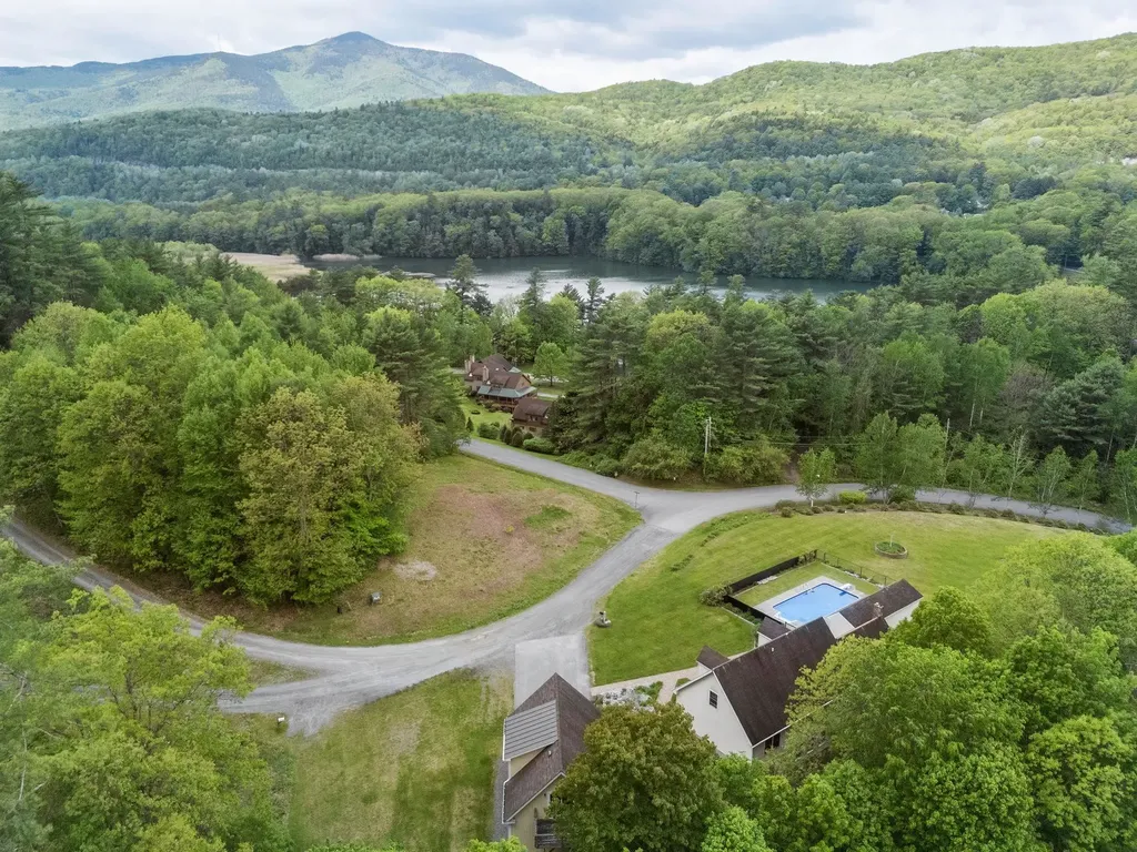 93 Belaski Road Windsor VT 05089