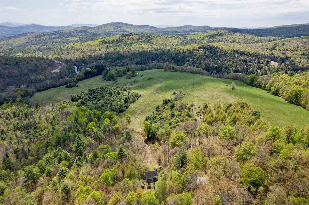 2150 Parker Road Vershire VT 05079