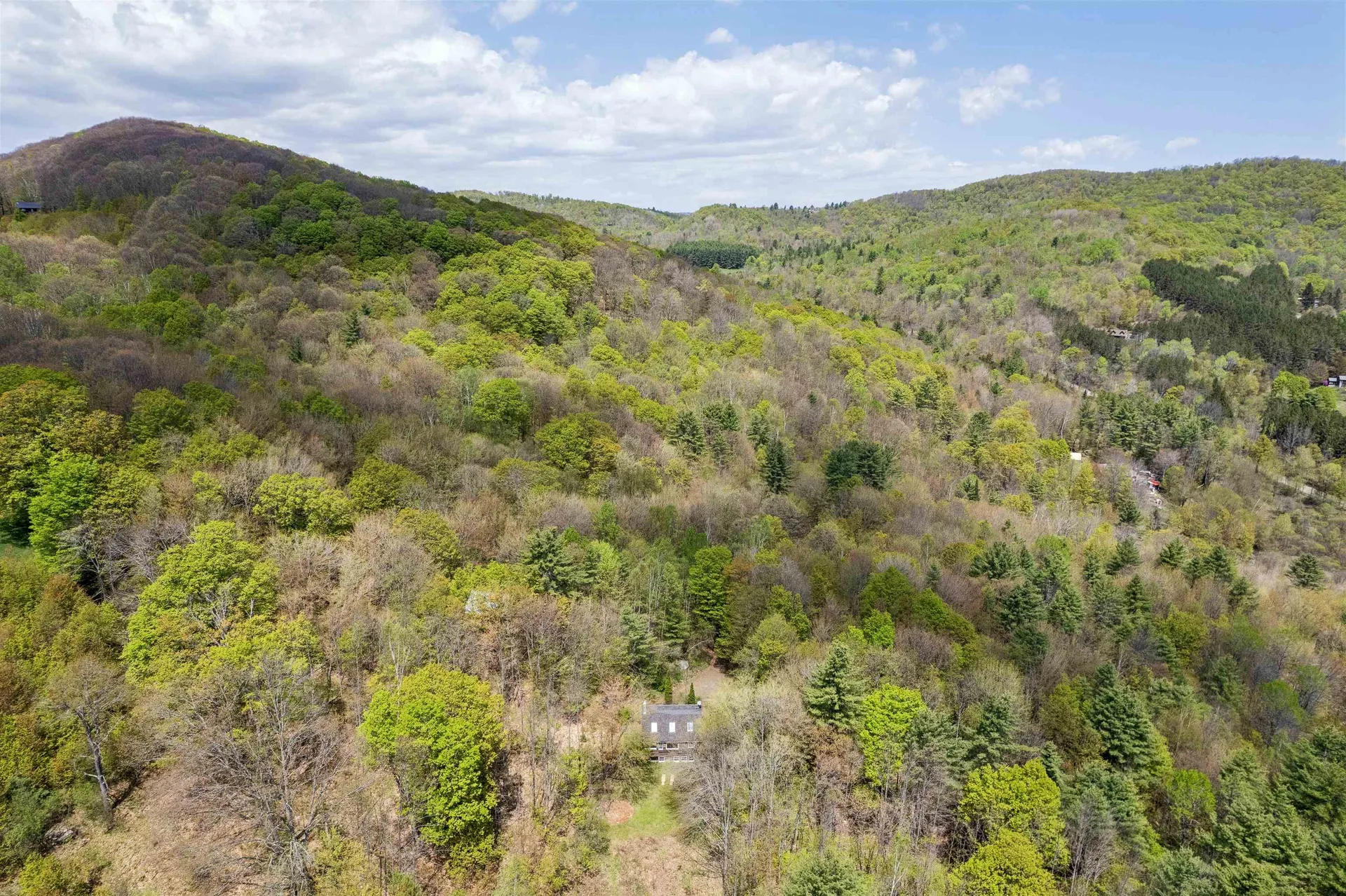 2150 Parker Road Vershire VT 05079