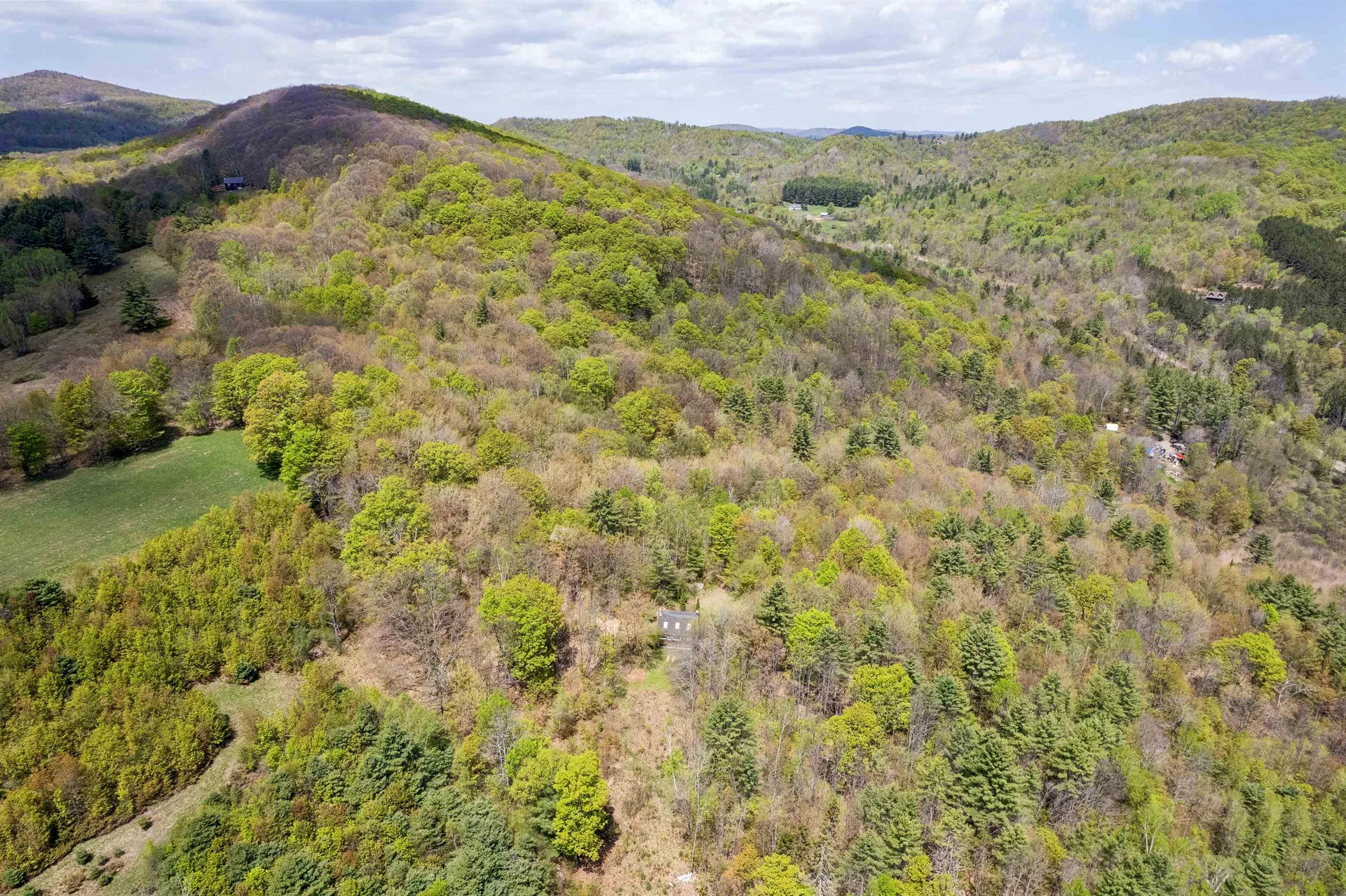 2150 Parker Road Vershire VT 05079