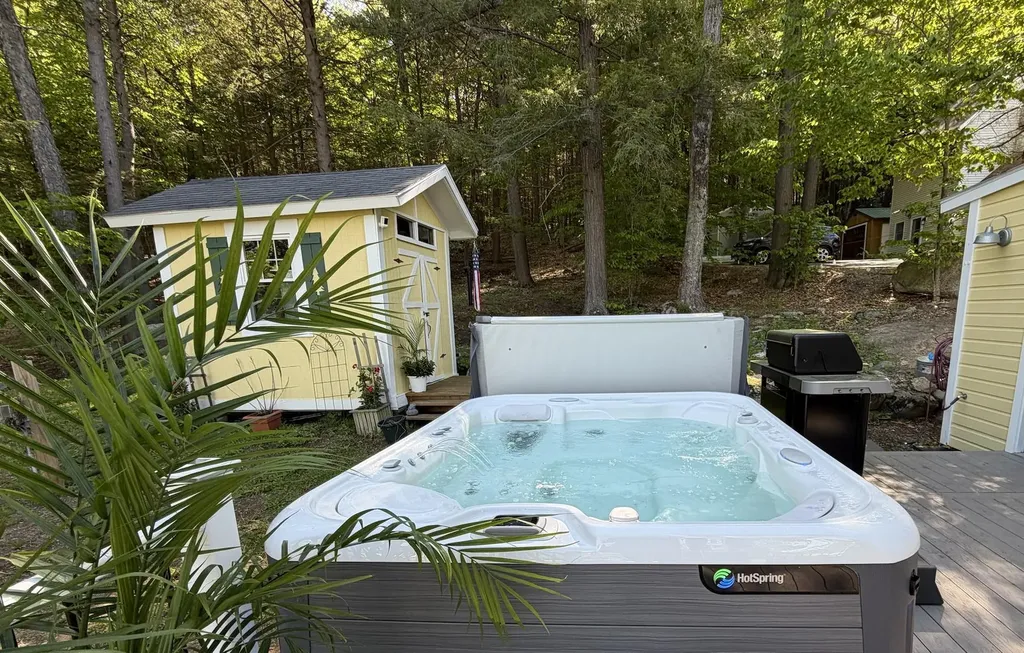 60 Pinnacle Park Road Meredith NH 03253