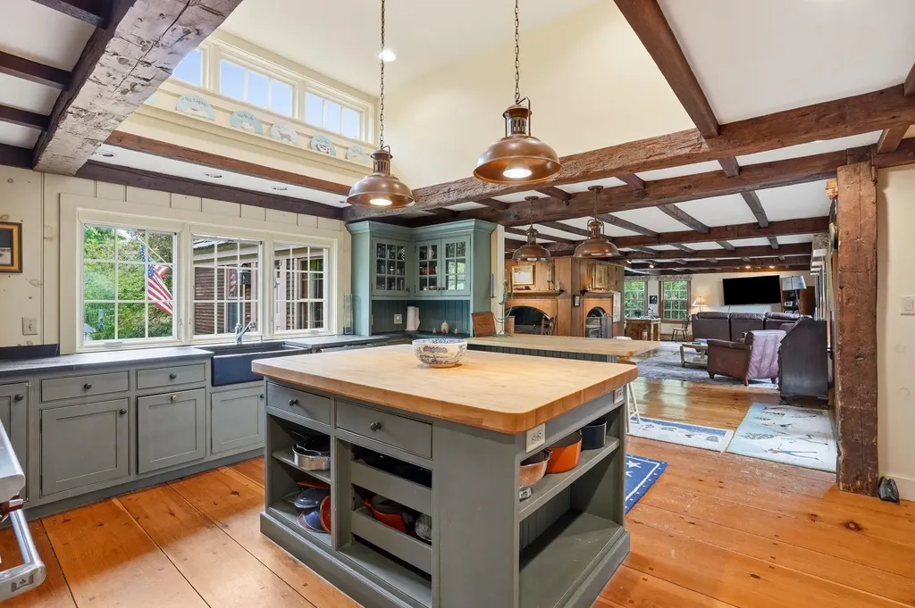 515 E Surry Road Surry NH 03431