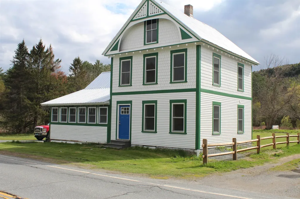 4234 Us Route 5 S Highway Barnet VT 05821