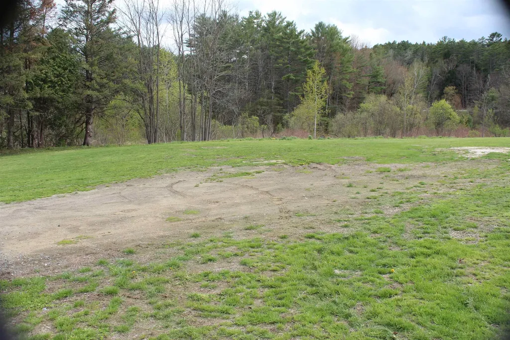 4234 Us Route 5 S Highway Barnet VT 05821