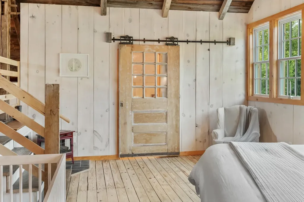 580 Cross Road Londonderry VT 05155