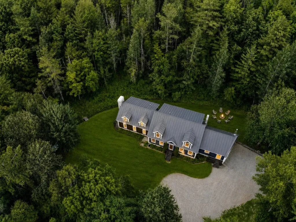 2572 Morse Hill Road Dorset VT 05251