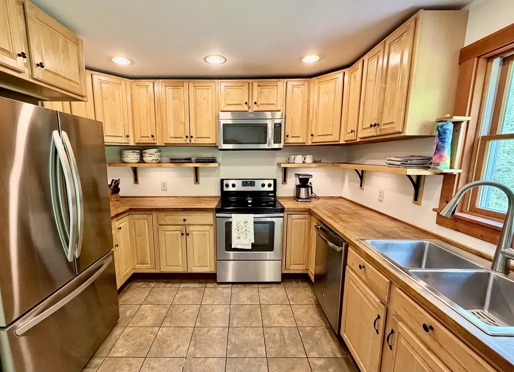 2572 Morse Hill Road Dorset VT 05251
