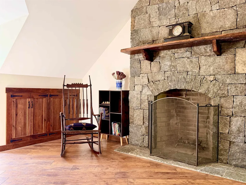 2572 Morse Hill Road Dorset VT 05251