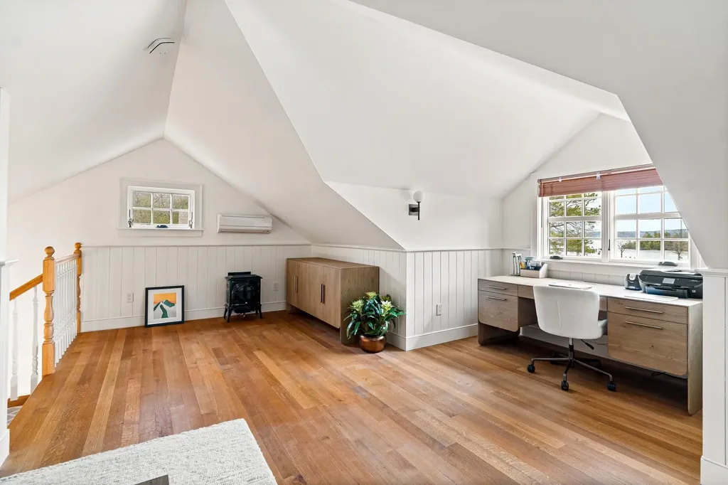 64 Waterview Road Colchester VT 05446