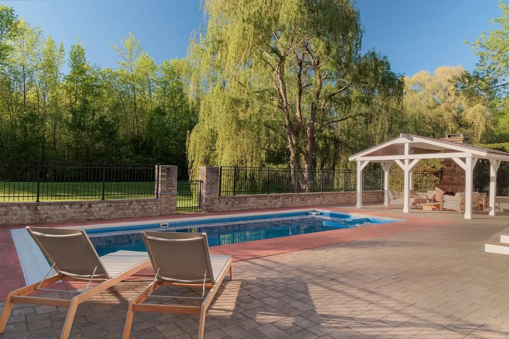 64 Waterview Road Colchester VT 05446