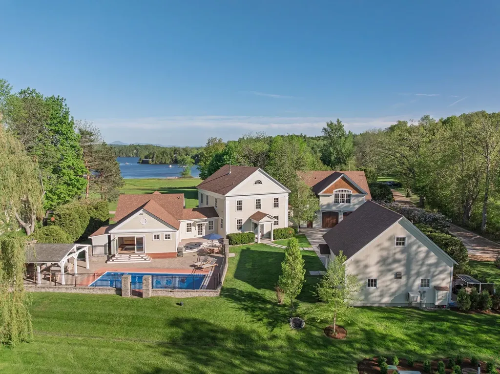 64 Waterview Road Colchester VT 05446