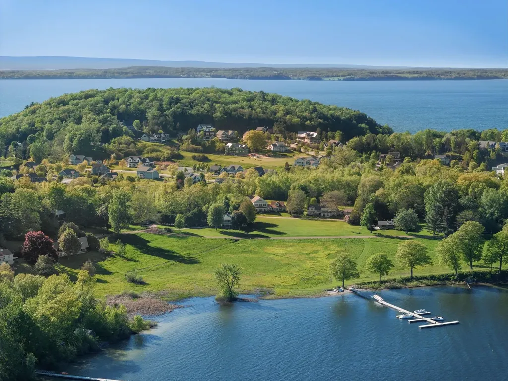 64 Waterview Road Colchester VT 05446