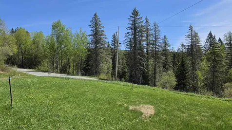 731 Hollow Road Stewartstown NH 03576