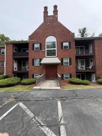 1 Louisburg Square Nashua NH 03060