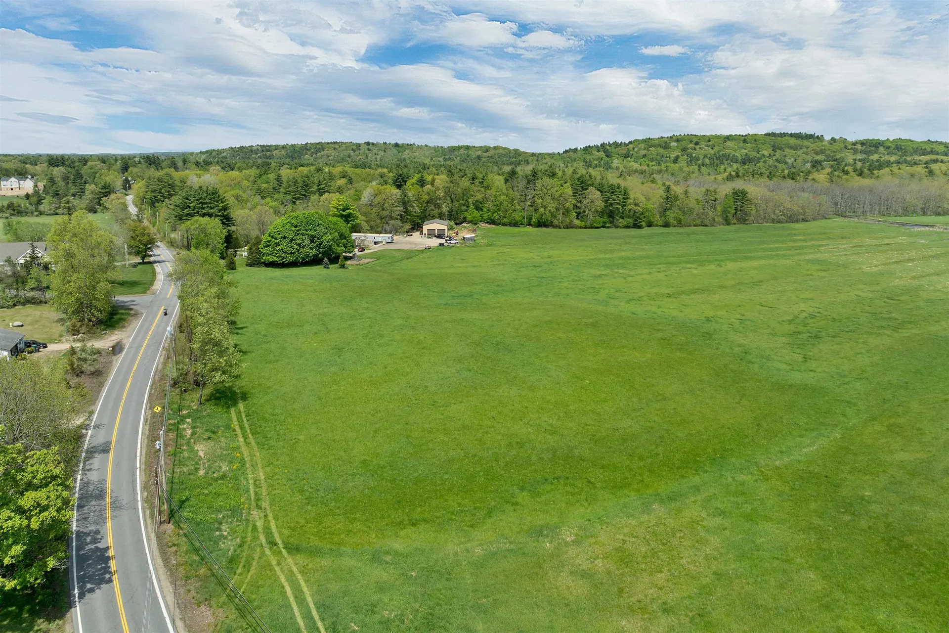 90 North Road East Kingston NH 03827