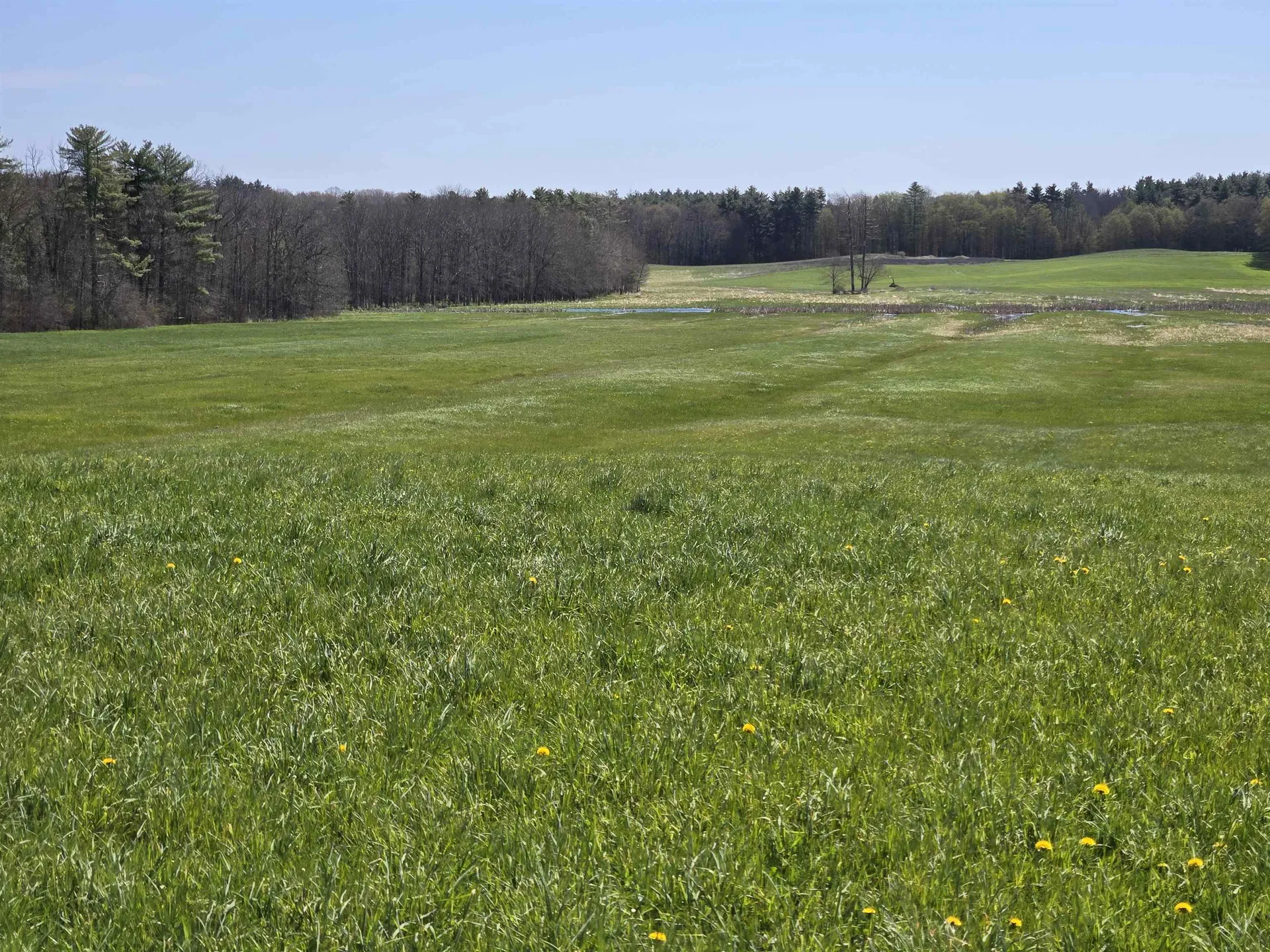 90 North Road East Kingston NH 03827