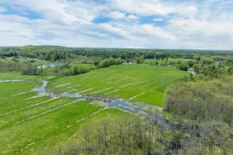 90 North Road East Kingston NH 03827