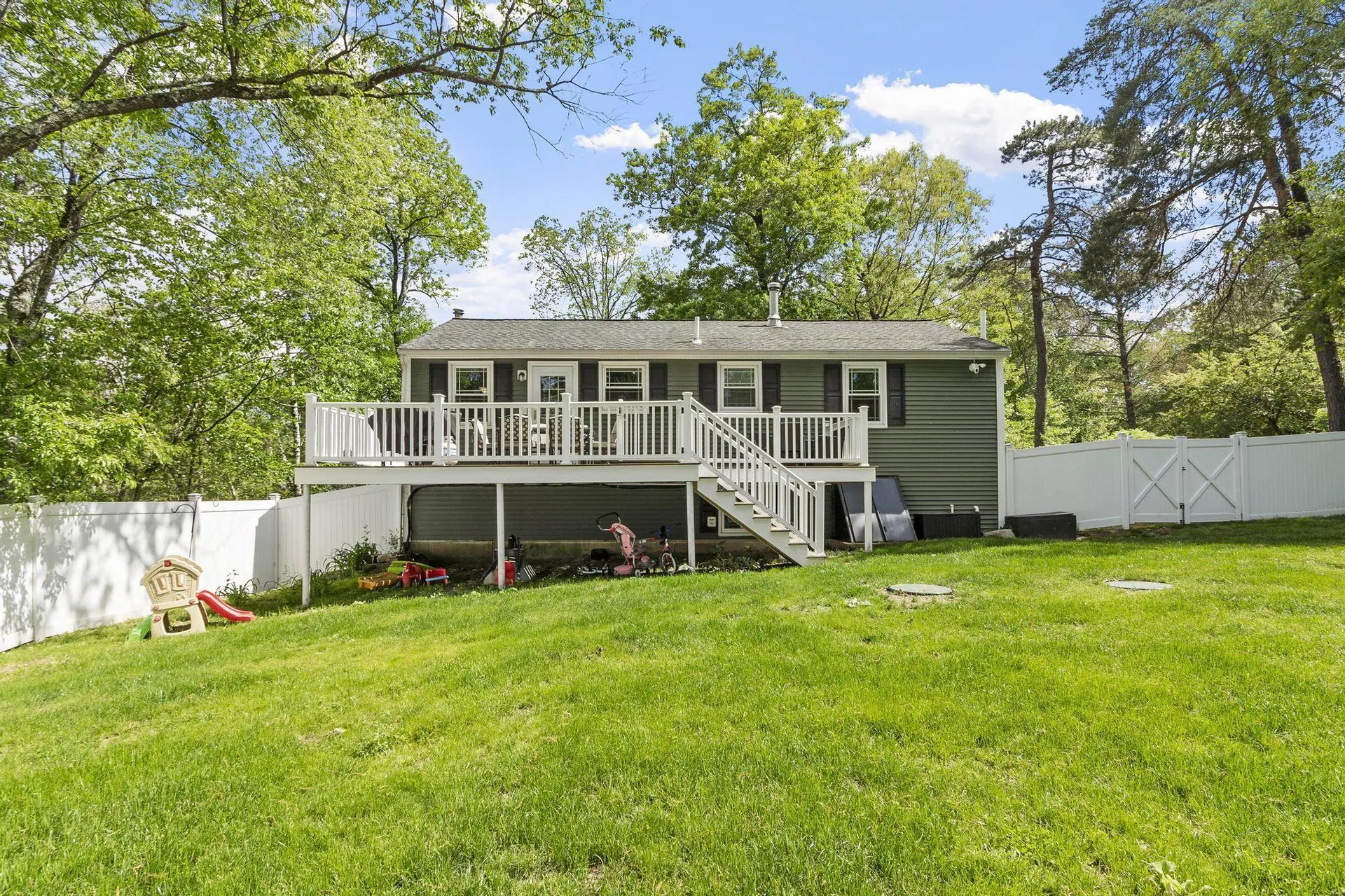 9 Ford Avenue Salem NH 03079