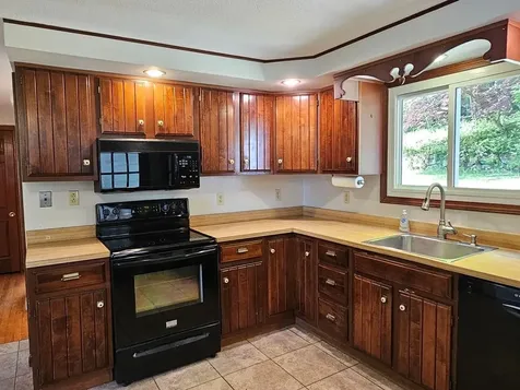 325 Pako Avenue Keene NH 03431
