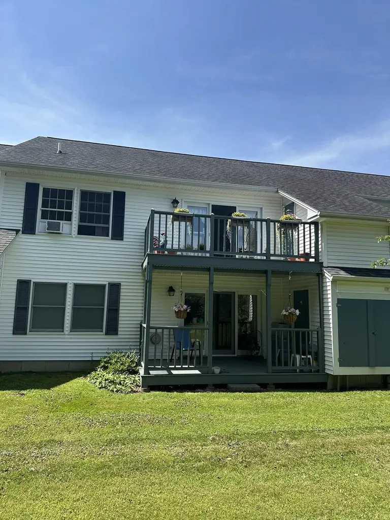 104 Kingsbury Circle Derby VT 05829