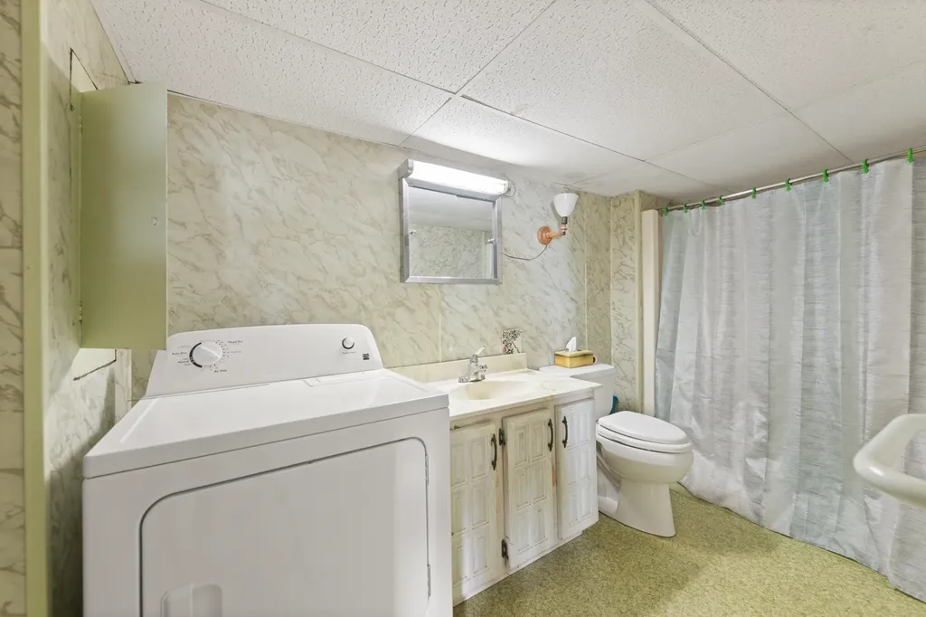 998 West Shore Road Bristol NH 03222