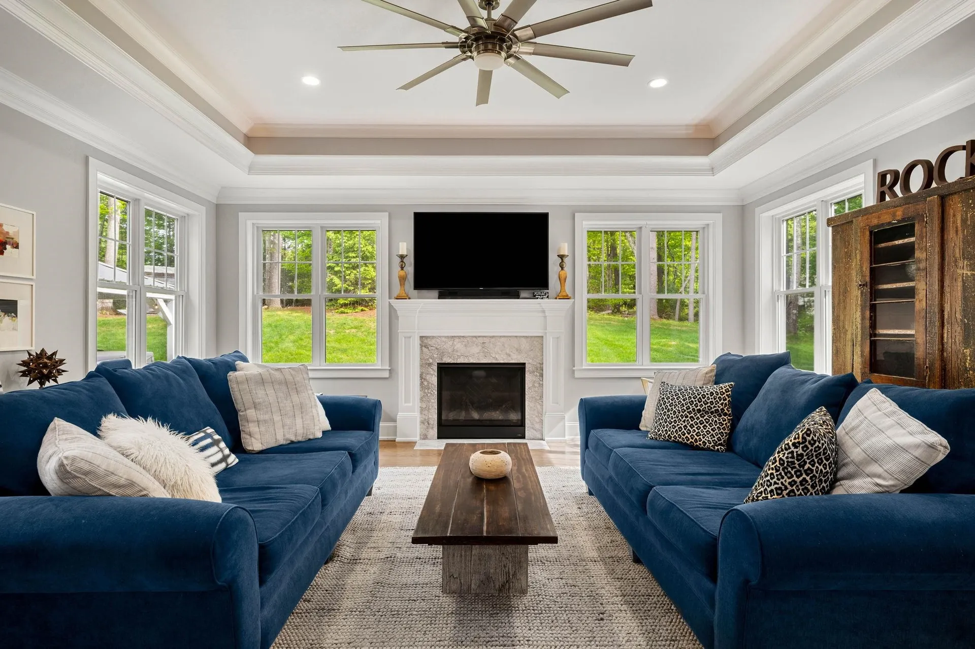 10 Lilac Court Bedford NH 03110