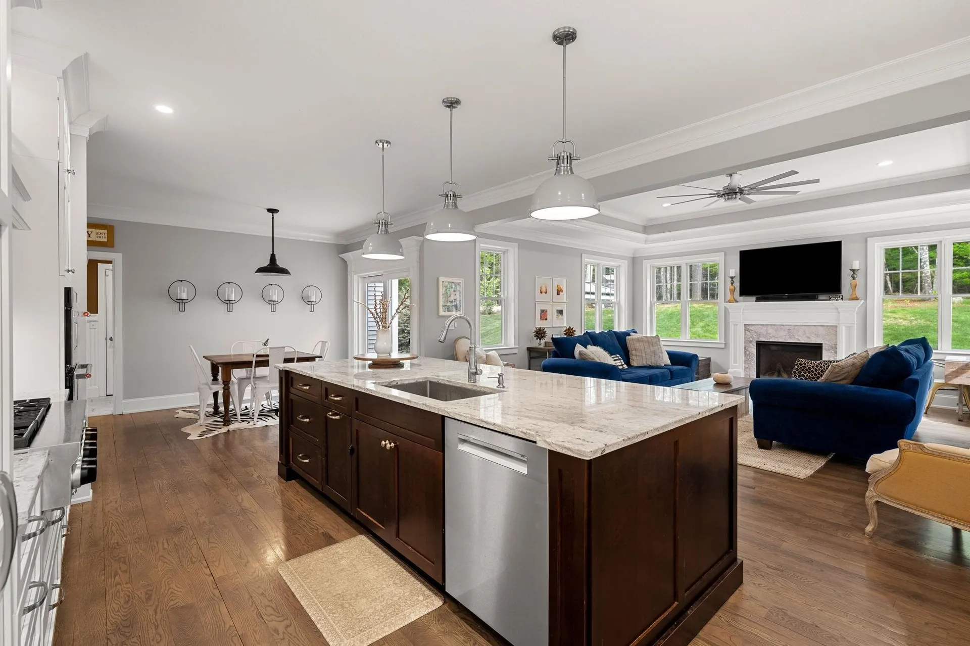 10 Lilac Court Bedford NH 03110