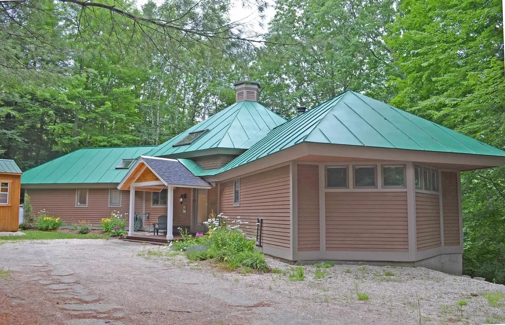 66 Scott's Landing Ludlow VT 05149