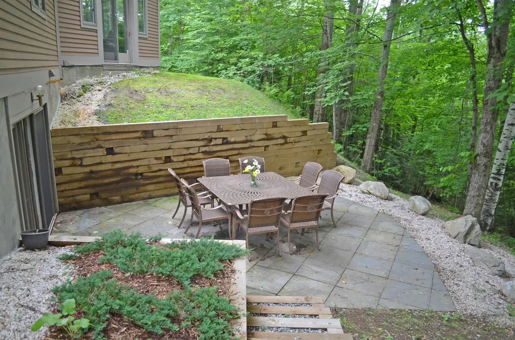 66 Scott's Landing Ludlow VT 05149