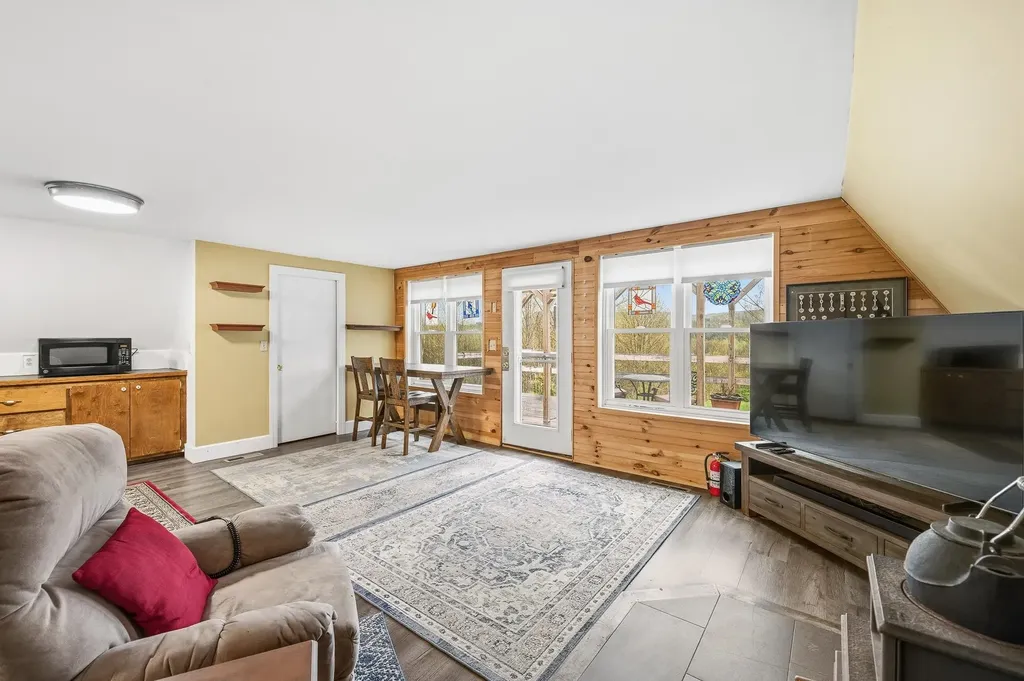 113 Carleton Hill Road Colebrook NH 03576