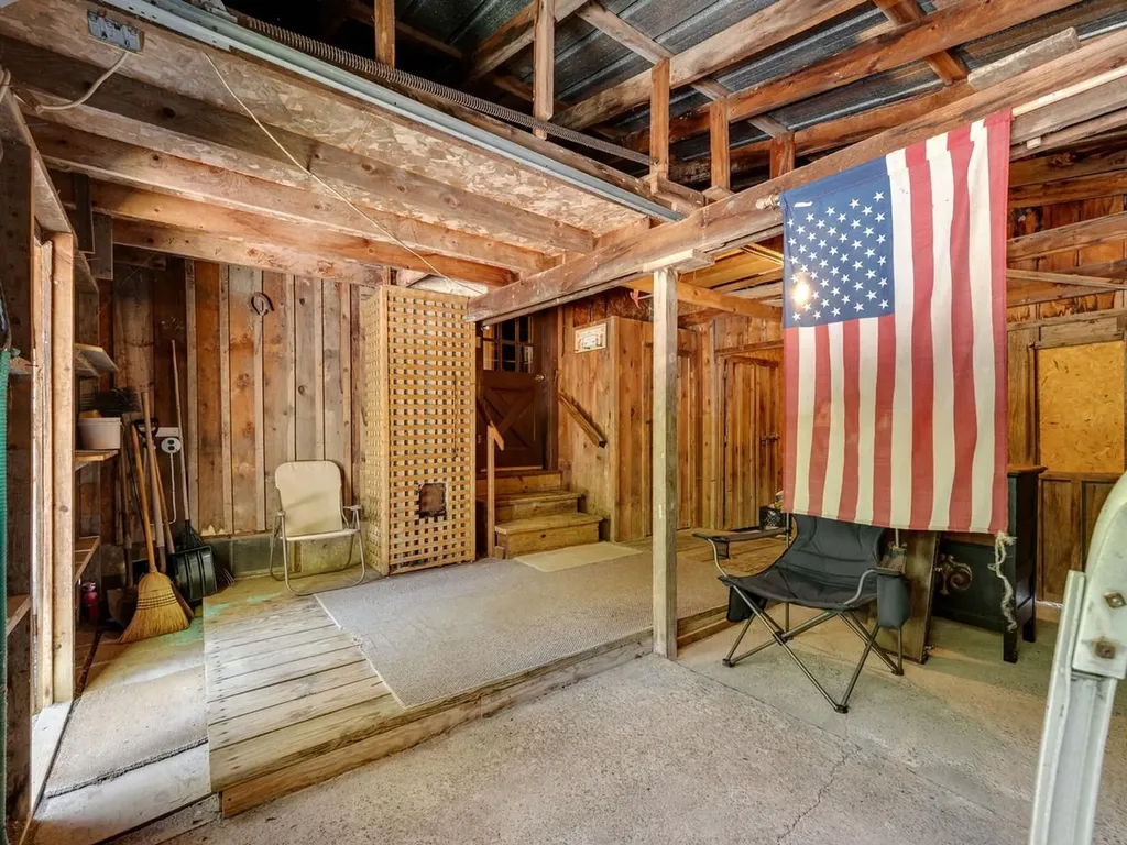 842 County Road Lincoln VT 05443