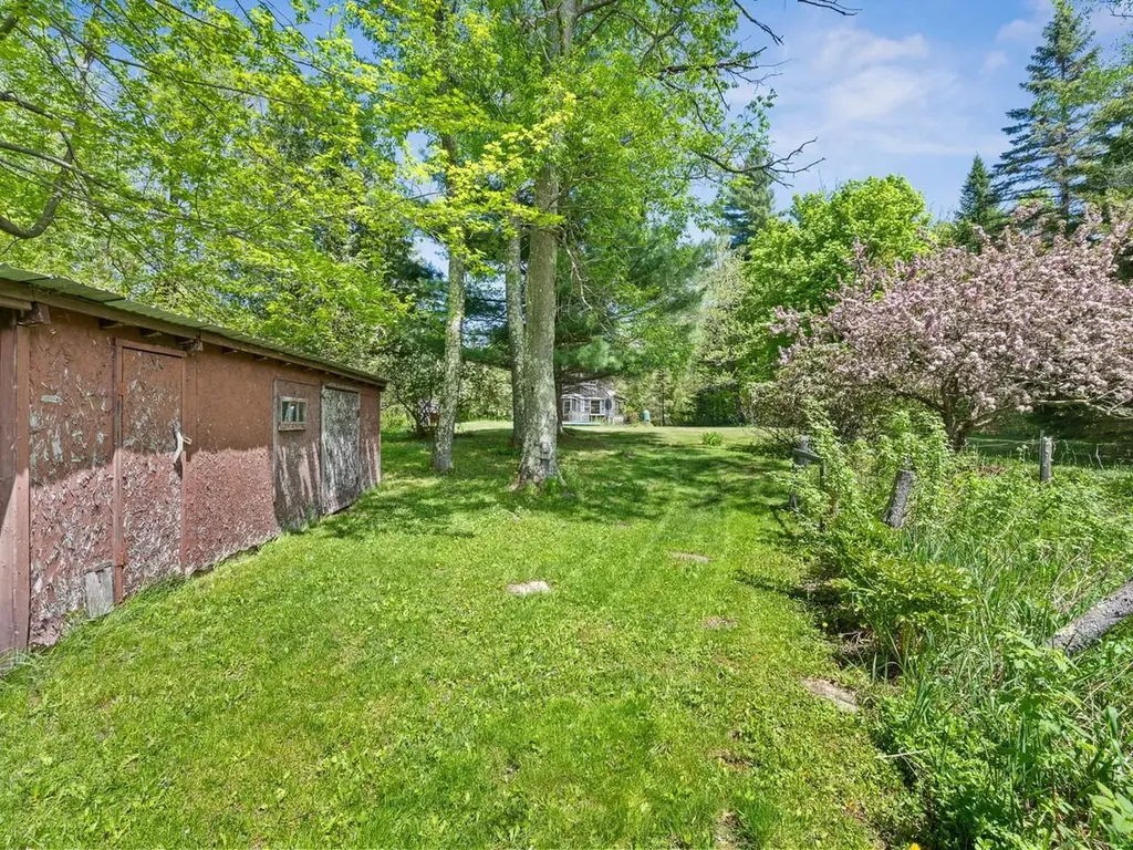 842 County Road Lincoln VT 05443