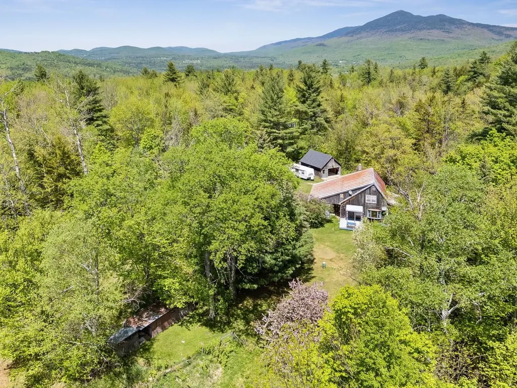 842 County Road Lincoln VT 05443