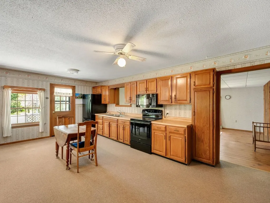 842 County Road Lincoln VT 05443