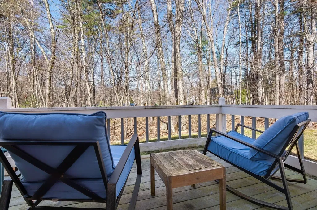 26 Pheasant Run Lane Stratham NH 03885