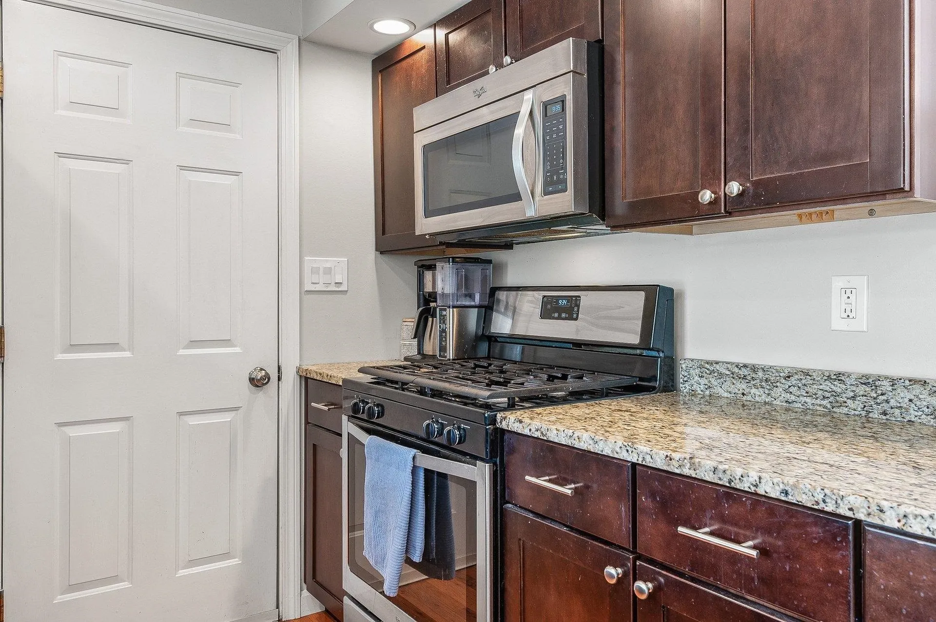 26 Pheasant Run Lane Stratham NH 03885