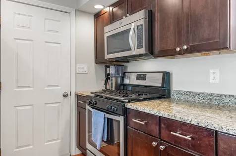 26 Pheasant Run Lane Stratham NH 03885