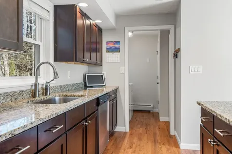 26 Pheasant Run Lane Stratham NH 03885